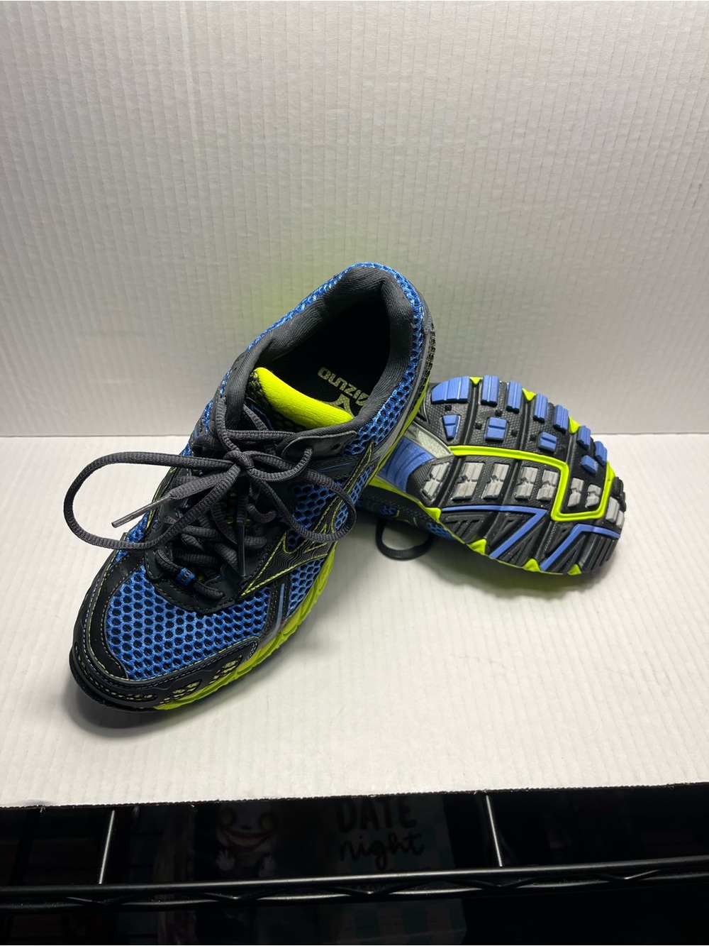 Mizuno Wave Ascend 6 Women’s Hiking Shoes Sz 8 NWOT
